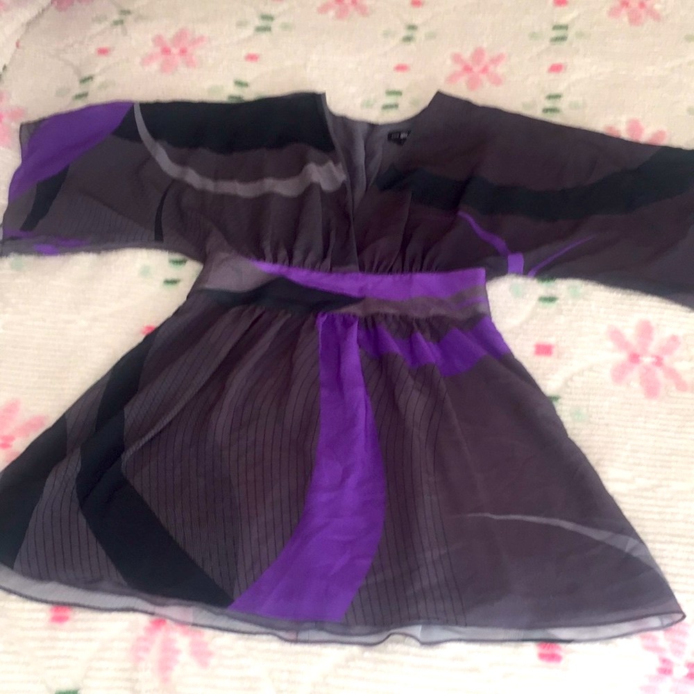 Rock&Republic Mini Dress Wide Sleeve Low cut size8, NWT!